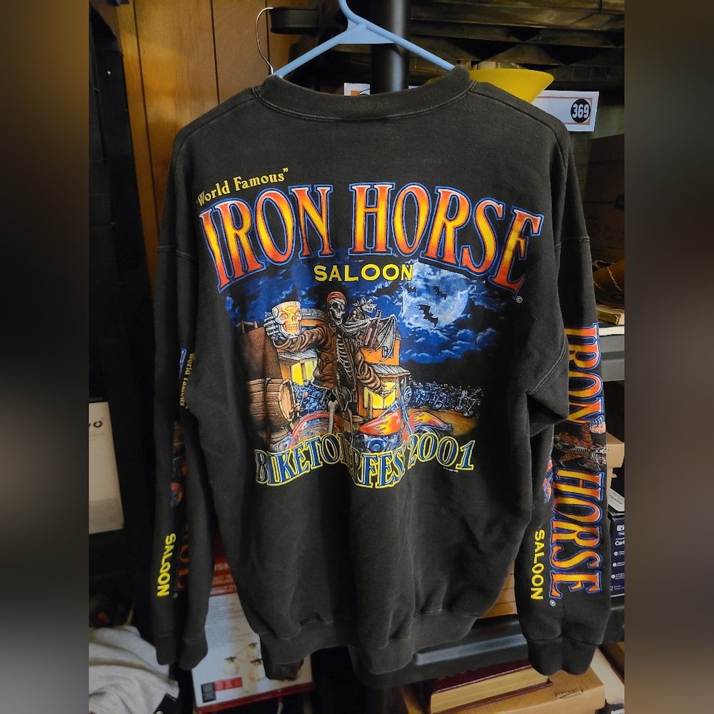 Iron Horse Saloon Biketoberfest Sweatshirt 2001.Medium.
